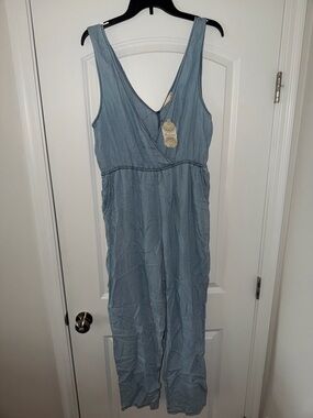 Altar’d State Denim Light Blue Sleeveless V-Neck Jumpsuit - Size L